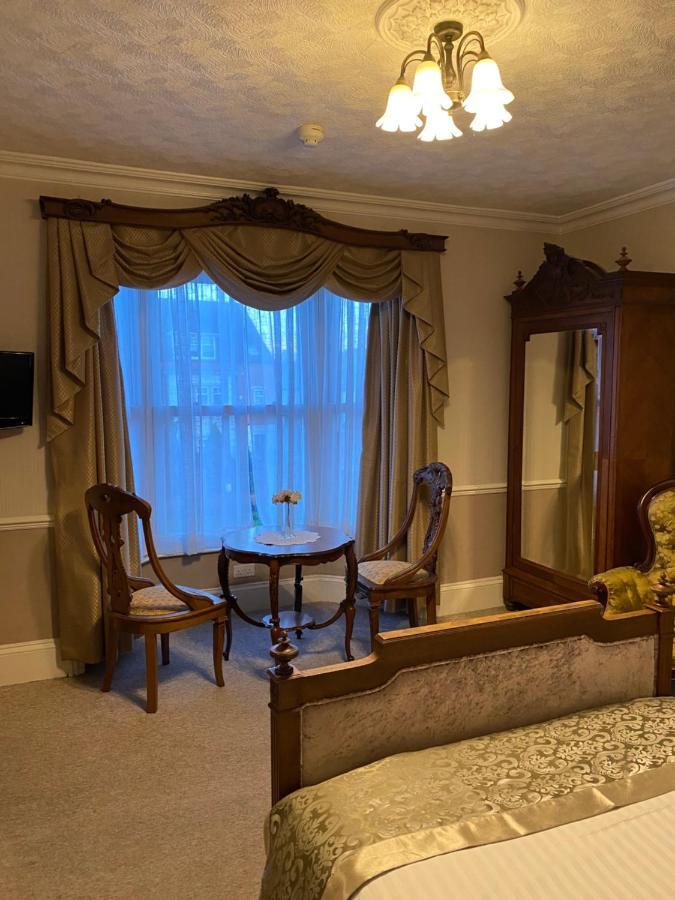 The Croft 3*